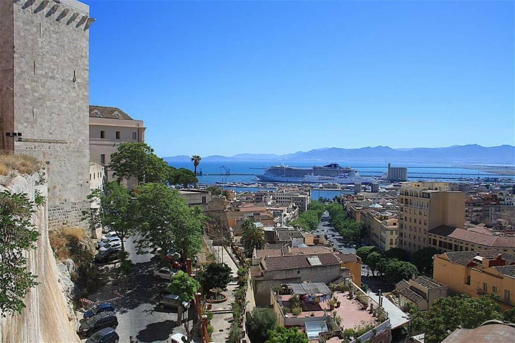 Appartamento Centro Cagliari Ngoại thất bức ảnh
